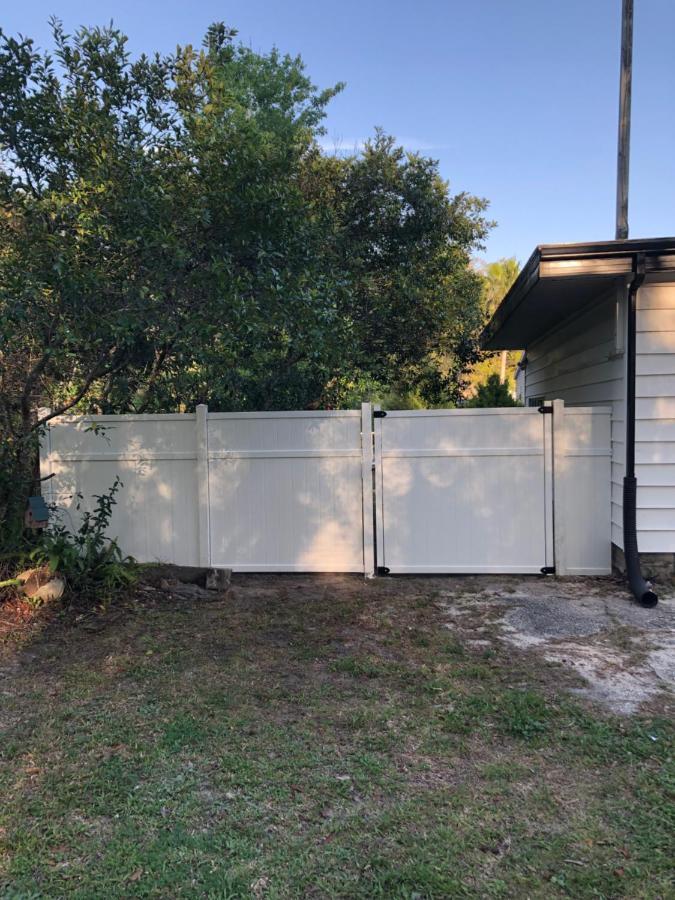 Cozy Cottage River House Weeki Wachee Exterior photo